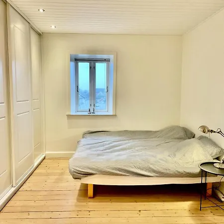 Central, Charmerende Χέρνινγκ